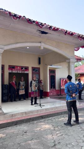 amanatu Hut RI 81